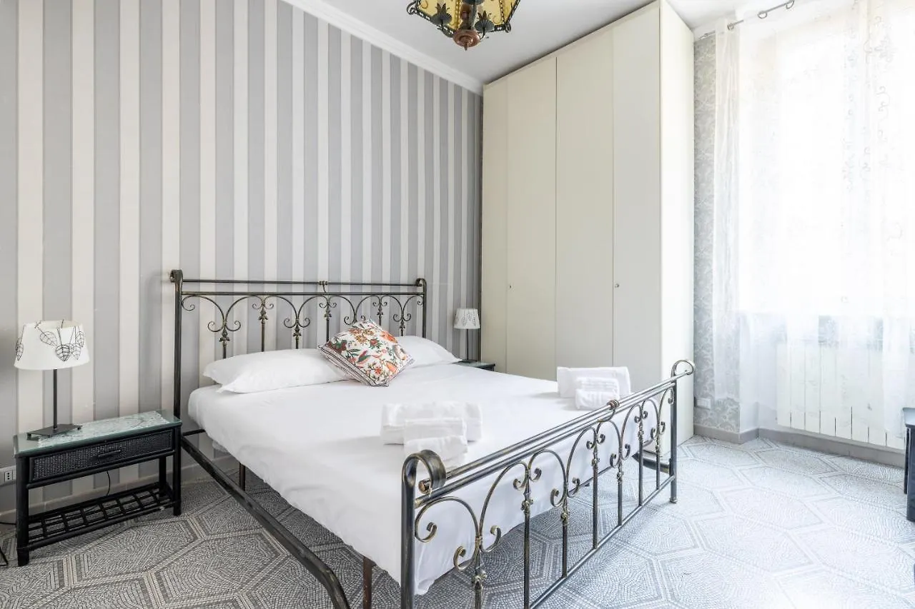 Piazza Di Spagna 5 Stelle Montecitorio Room Rome Guest house
